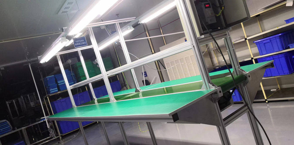 皮带输送机运作时皮带经常跑偏怎么办？