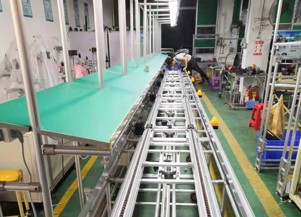 皮带式输送线选型避坑指南：平型、爬坡、转弯怎么选？